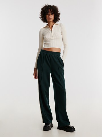 EDITED Wide leg Trousers 'Vica' in Green