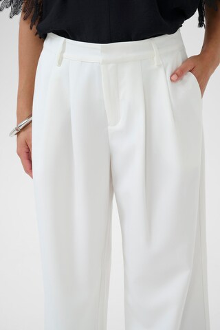 CULTURE Wide leg Pleat-Front Pants 'Yala' in White