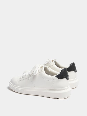 Pull&Bear Sneaker in Schwarz