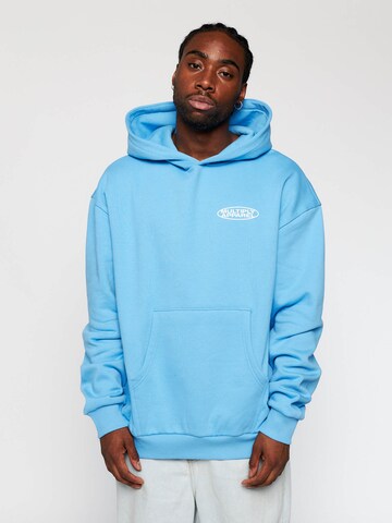 Sweat-shirt Multiply Apparel en bleu : devant