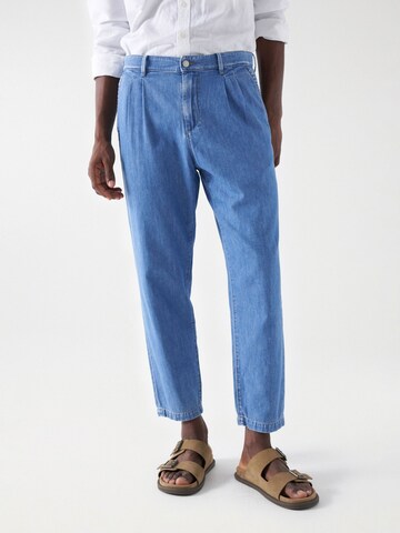 Coupe slim Jean à pince Salsa Jeans en bleu : devant