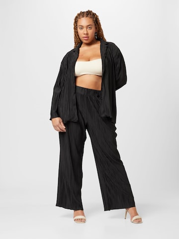 Wide Leg Pantalon Selected Femme Curve en noir