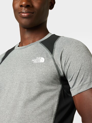 THE NORTH FACE - Camiseta funcional 'GLACIER' en gris