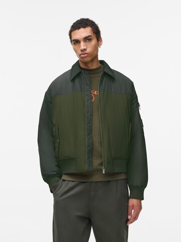 žalia KARL LAGERFELD JEANS Demisezoninė striukė: priekis