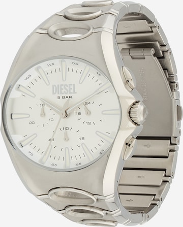 DIESEL Analoginen kello 'D-CURVE' värissä hopea: etupuoli