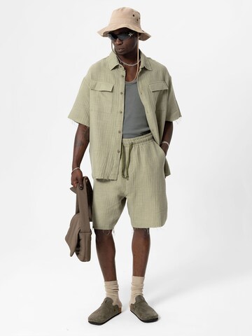 Camicia 'North Richland Hills' di VAMOS CLO in verde: frontale