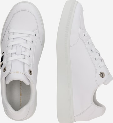 Sneaker bassa di TOMMY HILFIGER in bianco