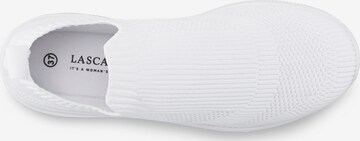 Freyling Slip-Ons in White