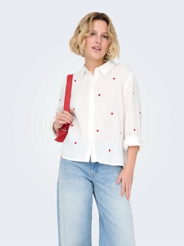 ONLY - Blusa 'ONLHEART' en blanco: frente