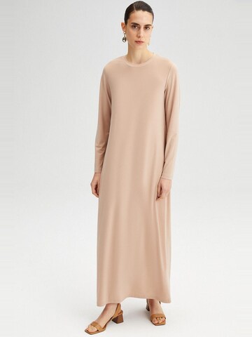 Touche Prive Dress in Beige