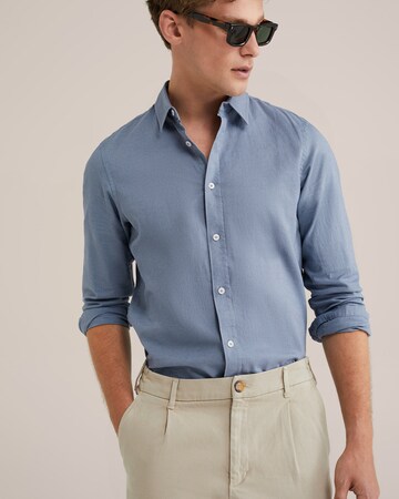 WE Fashion - Ajuste regular Camisa en azul