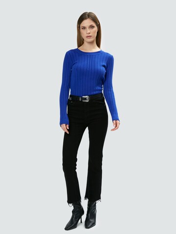 Influencer Sweater ' Fancy' in Blue
