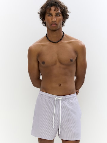 Pull&Bear Zwemshorts in Lila: voorkant