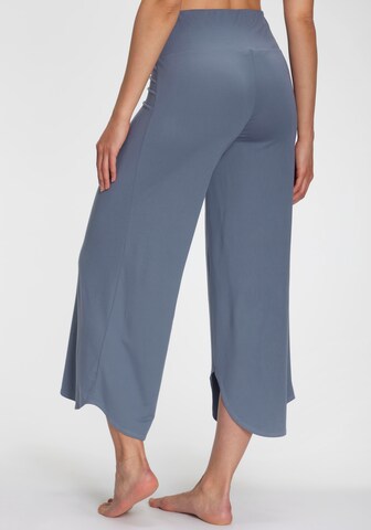 LASCANA Wide Leg Pyjamahose in Blau