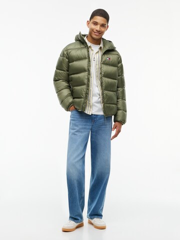 Tommy Jeans Zimska jakna | zelena barva