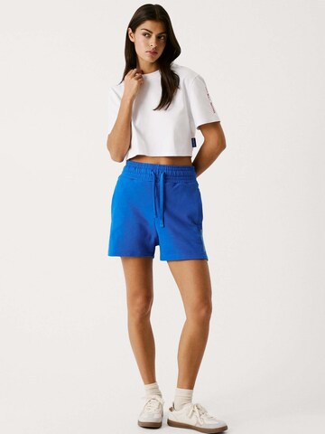 regular Pantaloni di Red Bull Racing x Pepe Jeans in blu