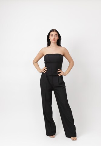 Elara Set in Schwarz: Vorderseite