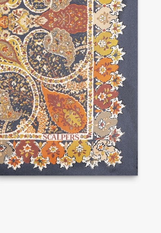 Batistă de la Scalpers pe albastru