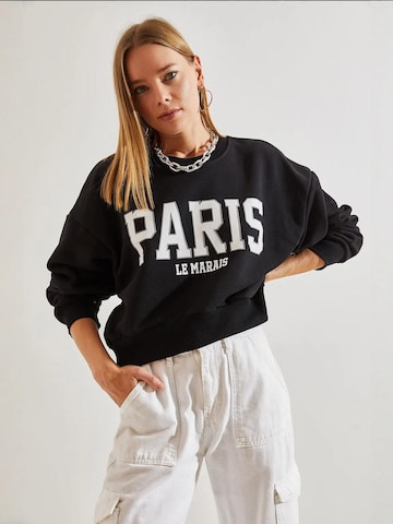 Felpa di Bianco Lucci in nero: frontale