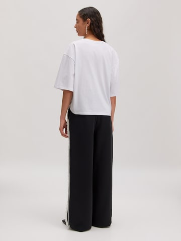 EDITED Tričko 'Doreen' – bílá