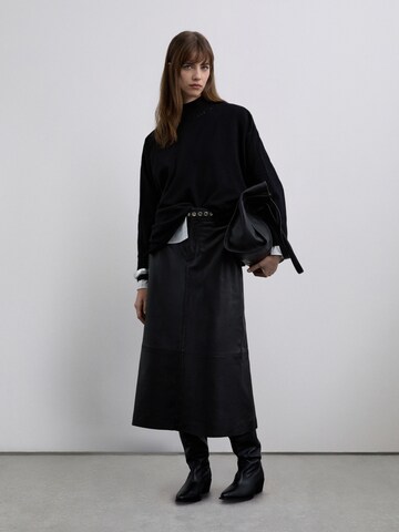 Pulover de la Scalpers pe negru: față