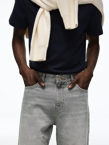 Bershka regular Jeans i grå