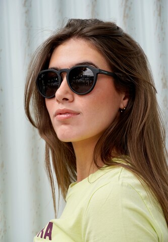 Lunettes de soleil 'Warwick Raw' HAWKERS en noir