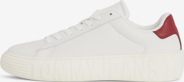 Tommy Jeans Sneakers in White: front