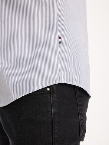 Slim fit Camicia business 'Leonardo Sport Poplin Man Shirt White Blue' di 7Camicie in bianco