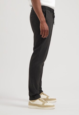 Dstrezzed Tapered Trousers in Black