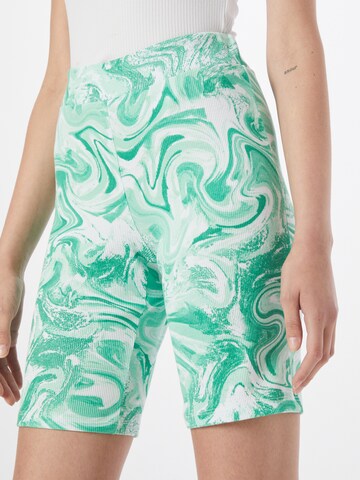 Skinny Leggings 'Serafina' de la PIECES pe verde