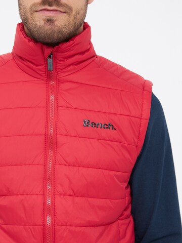 BENCH Bodywarmer in Rood