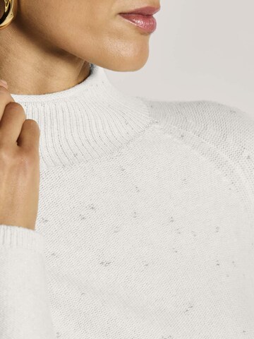 MADELEINE Trui in Wit