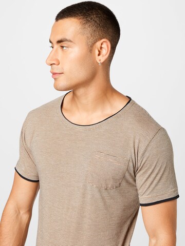 T-Shirt 'KARL-HEINZ' Key Largo en beige