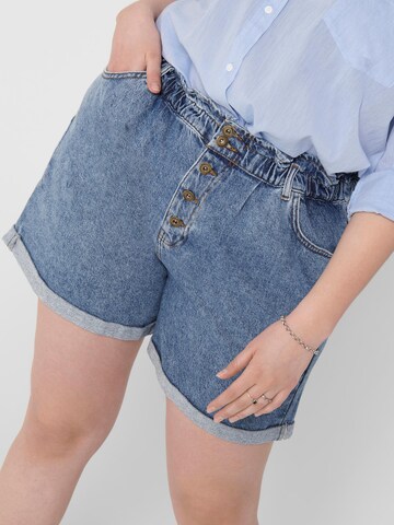 ONLY Carmakoma Regular Shorts in Blau