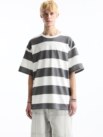 Pull&Bear Shirt in Grijs: voorkant