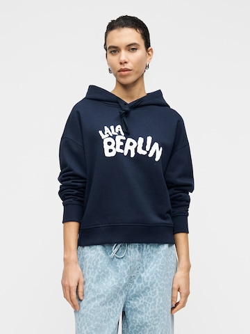 Lala Berlin Tréning póló 'Hedy' - kék: elől