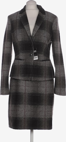 s.Oliver Anzug oder Kombination L in Grau: Vorderseite