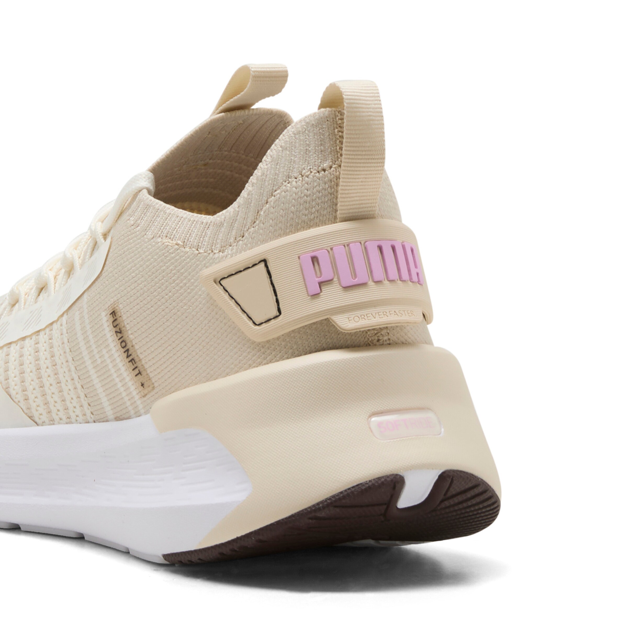 PUMA Laufschuh in Beige