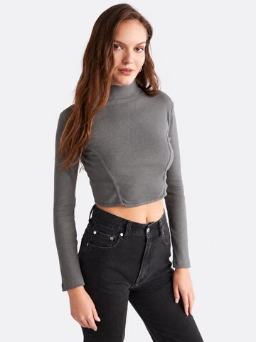Ethiquet - Top 'Crop Top' em cinzento