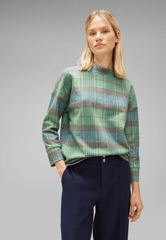Tricou de la STREET ONE pe verde