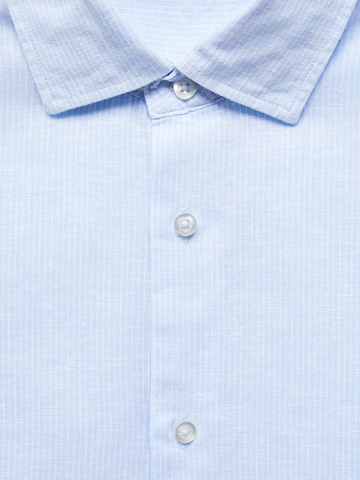 MANGO MAN Regular fit Button Up Shirt 'Emma' in Blue