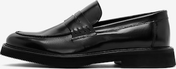 Derimod Loafer värissä musta: etupuoli