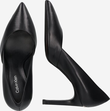 Calvin Klein - Zapatos con plataforma en negro