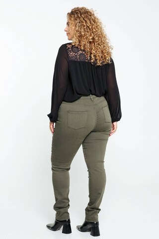 Paprika Slim fit Jeans 'Louise' in Green