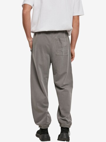 Urban Classics Loose fit Pants in Grey