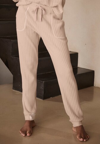 LASCANA Tapered Broek in Beige: voorkant