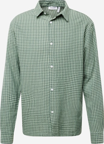 WEEKDAY Comfort Fit Skjorte i grønn: forside
