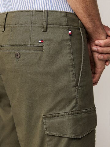 Regular Pantalon TOMMY HILFIGER en vert