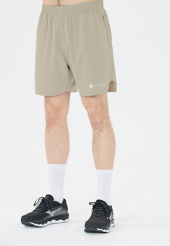 Virtus Regular Shorts 'Spier' in Grau: Vorderseite